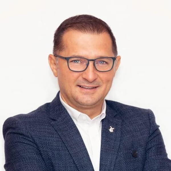 INVEST speaker Liviu Andrei