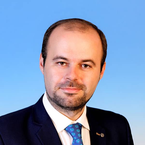 INVEST speaker Cristian Popa