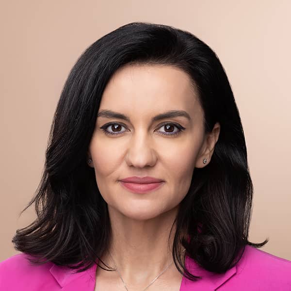INVEST speaker Adina Oprea