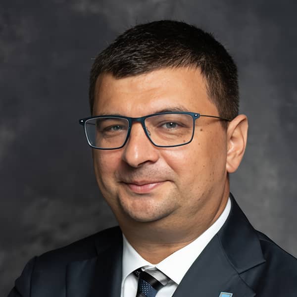 INVEST speaker Dan Mihai