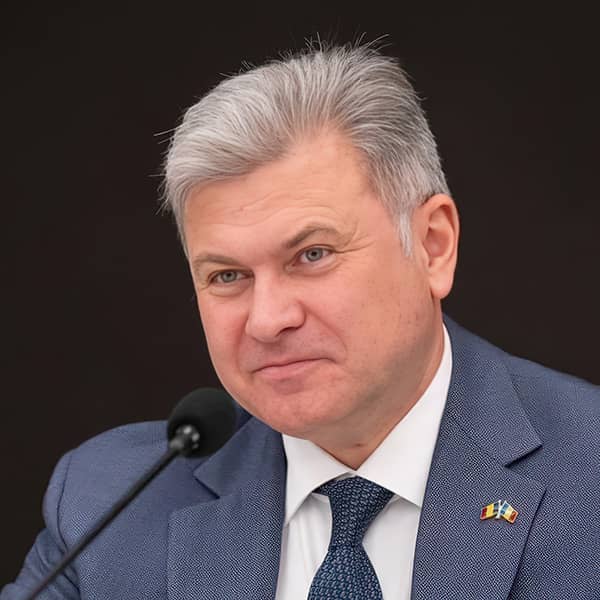 INVEST speaker Victor Chirilă