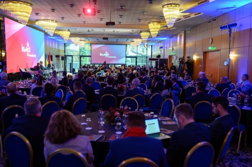 invest2024-sess-A1-44