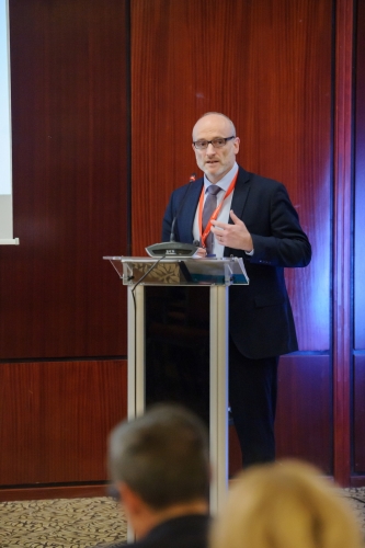 invest2024-sess-B4-09