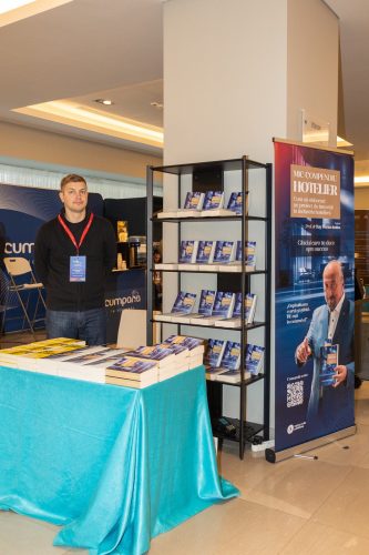 invest2025-12-open-12