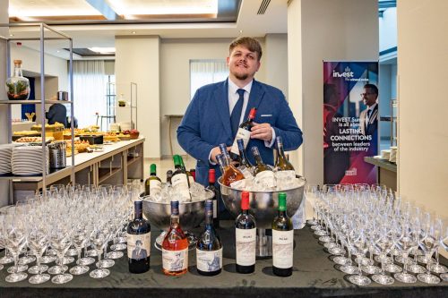 invest2025-19-wine-05