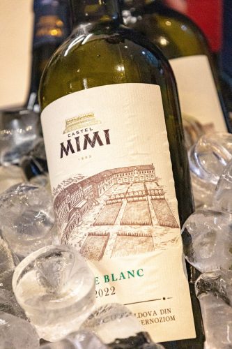 invest2025-19-wine-08